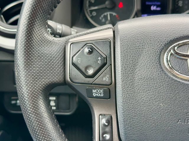 Used 2020 Toyota Tacoma TRD Off-Road AWD/4WD image 16