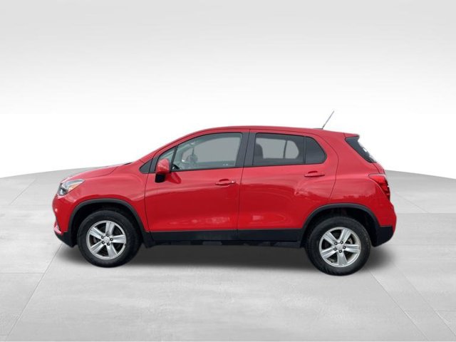 Used 2020 Chevrolet Trax LS w/ Tint and Cruise Package AWD/4WD image 2