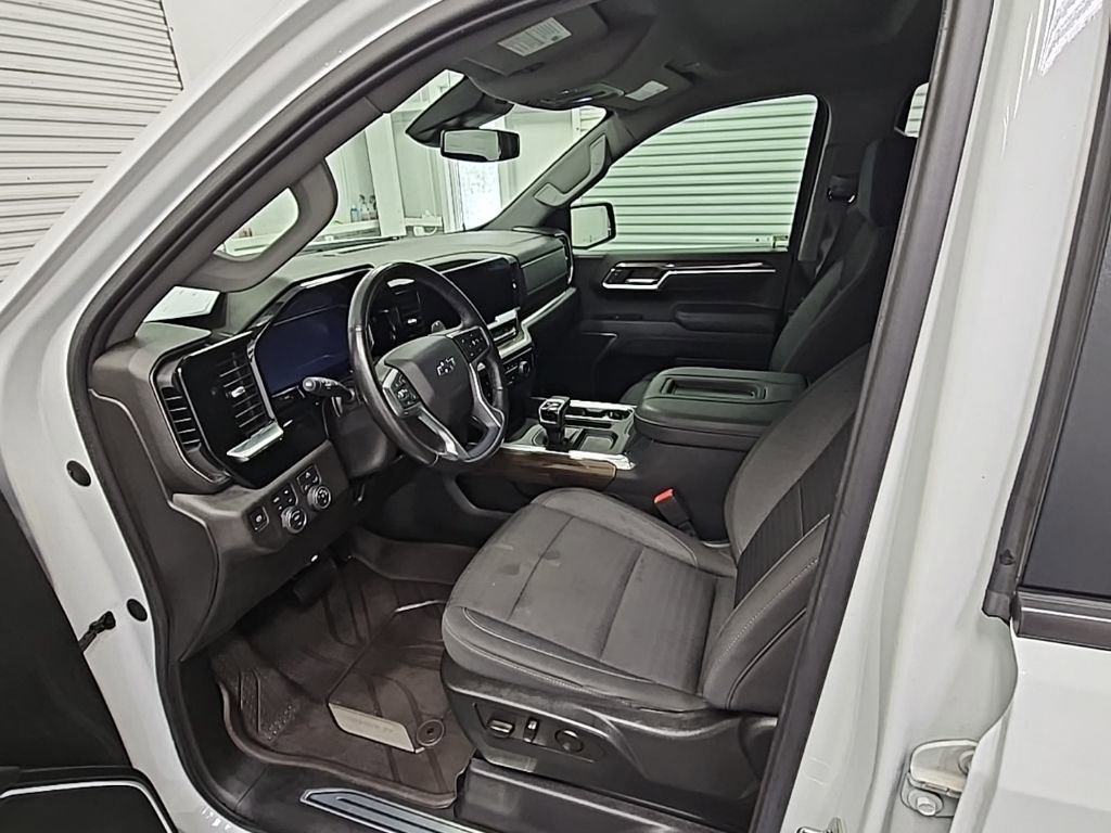 Used 2022 Chevrolet Silverado 1500 RST image 12