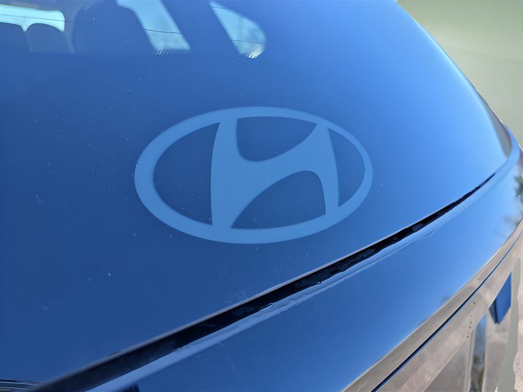 New 2025 Hyundai Tucson Limited image 33