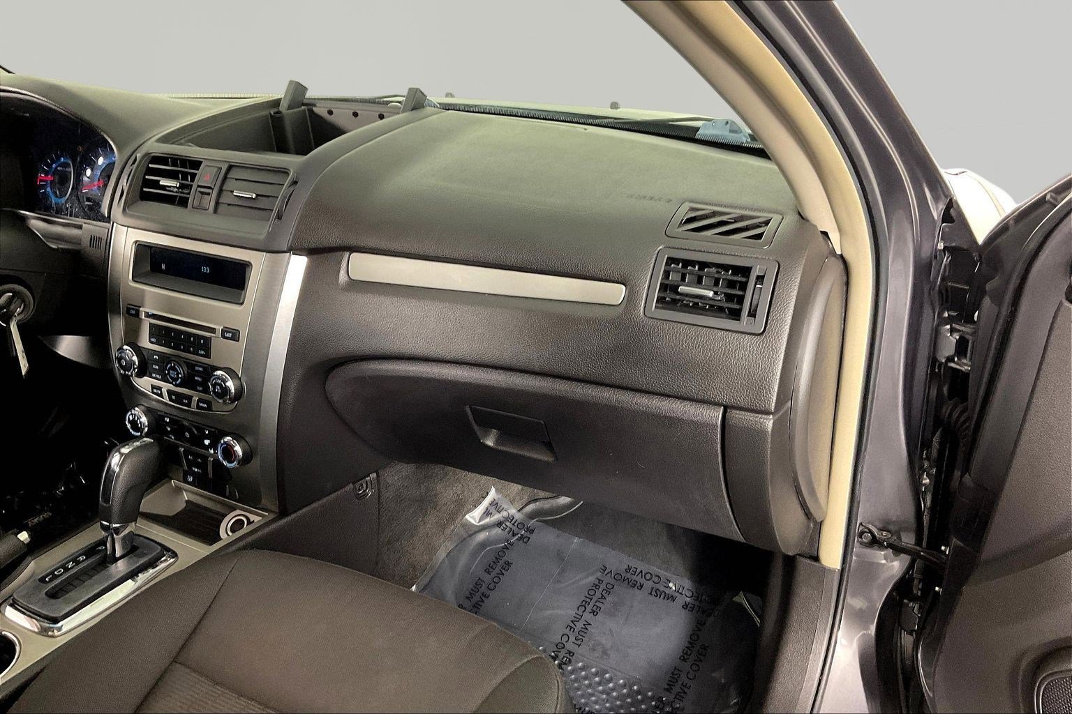 Used 2011 Ford Fusion SE w/ 202A Rapid Spec Order Code image 25