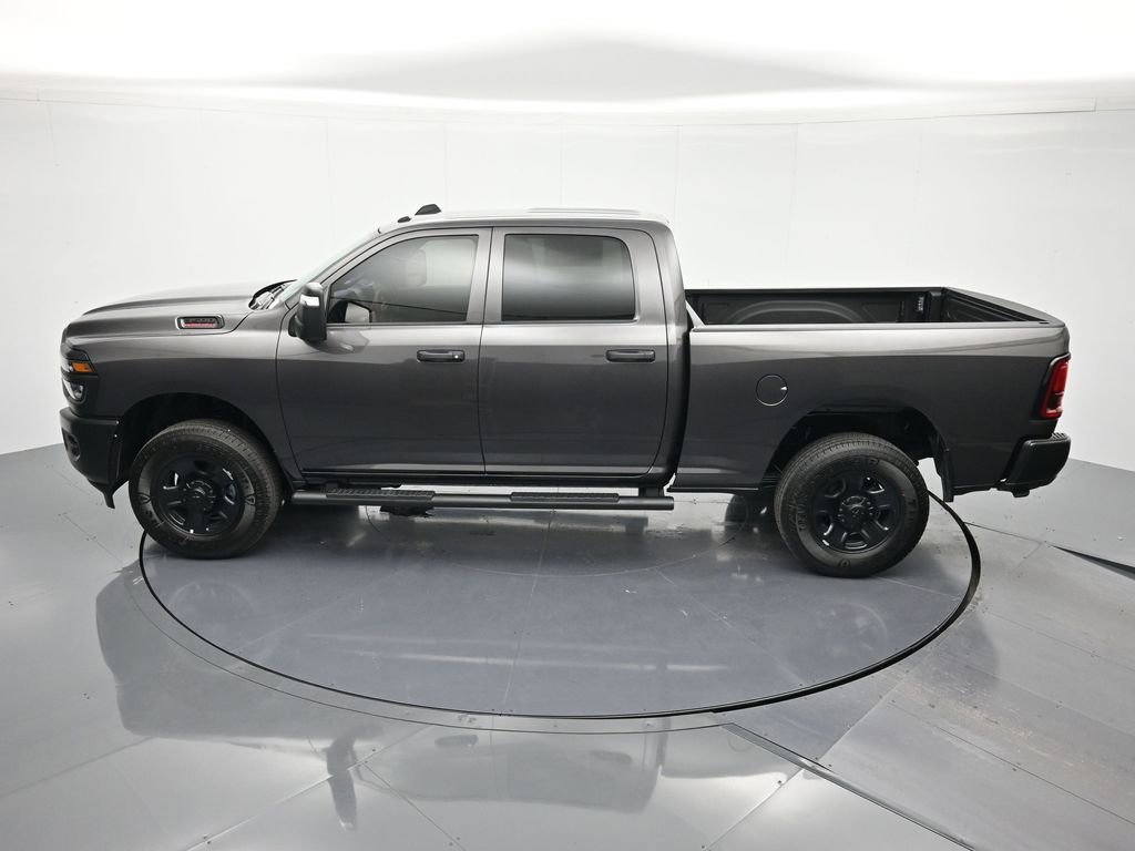 New 2026 RAM 3500 Tradesman AWD/4WD image 35