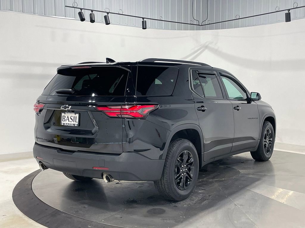 Used 2023 Chevrolet Traverse LS w/ Midnight/Sport Edition image 11
