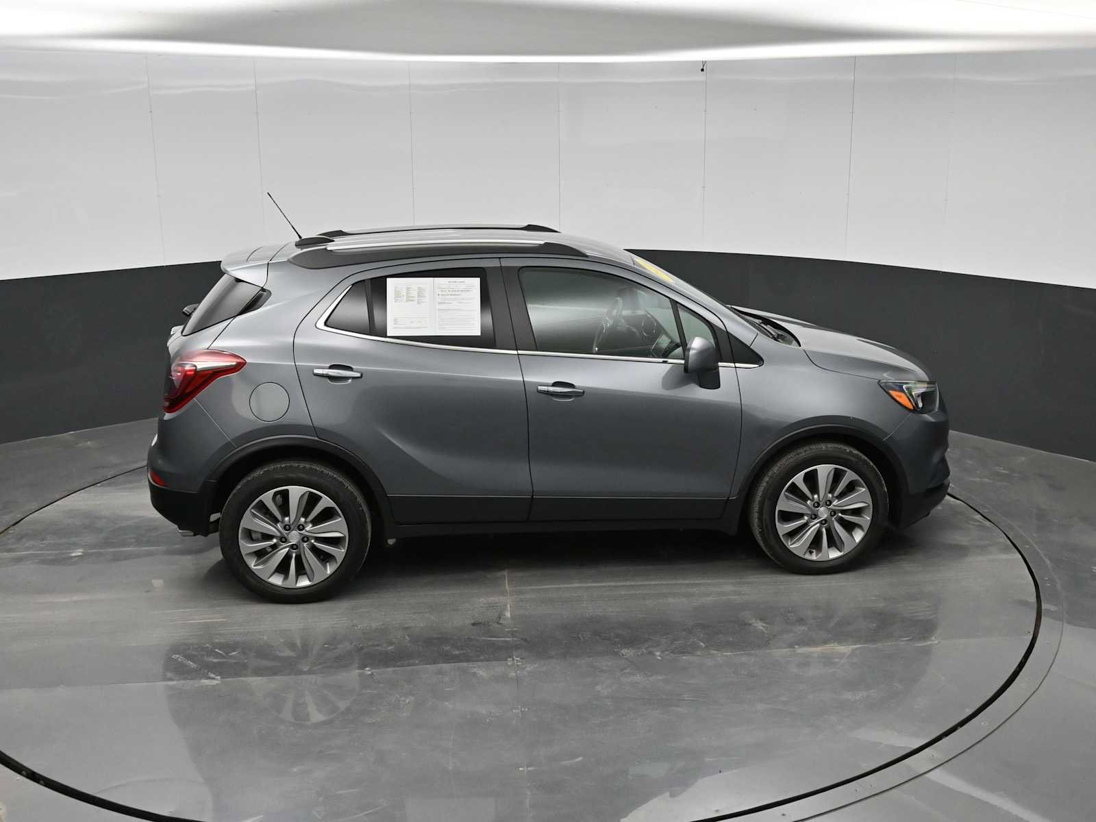 Used 2020 Buick Encore Preferred FWD image 32