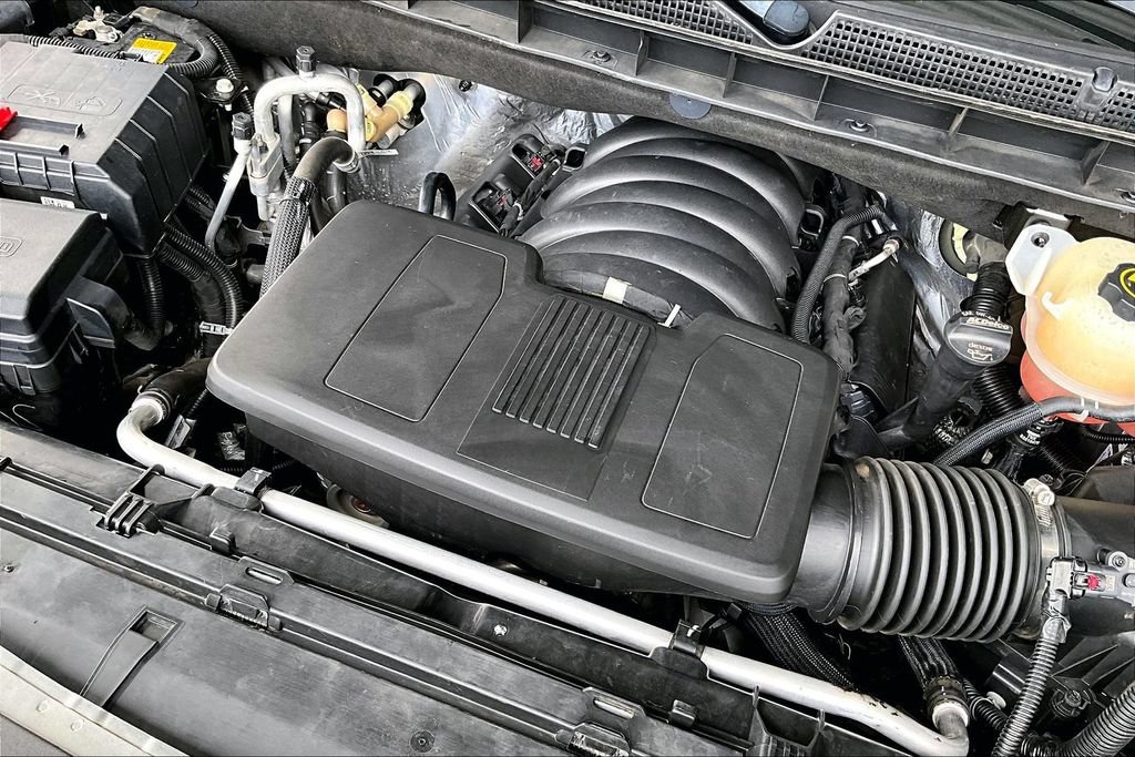 Used 2022 Cadillac Escalade Luxury AWD/4WD image 32