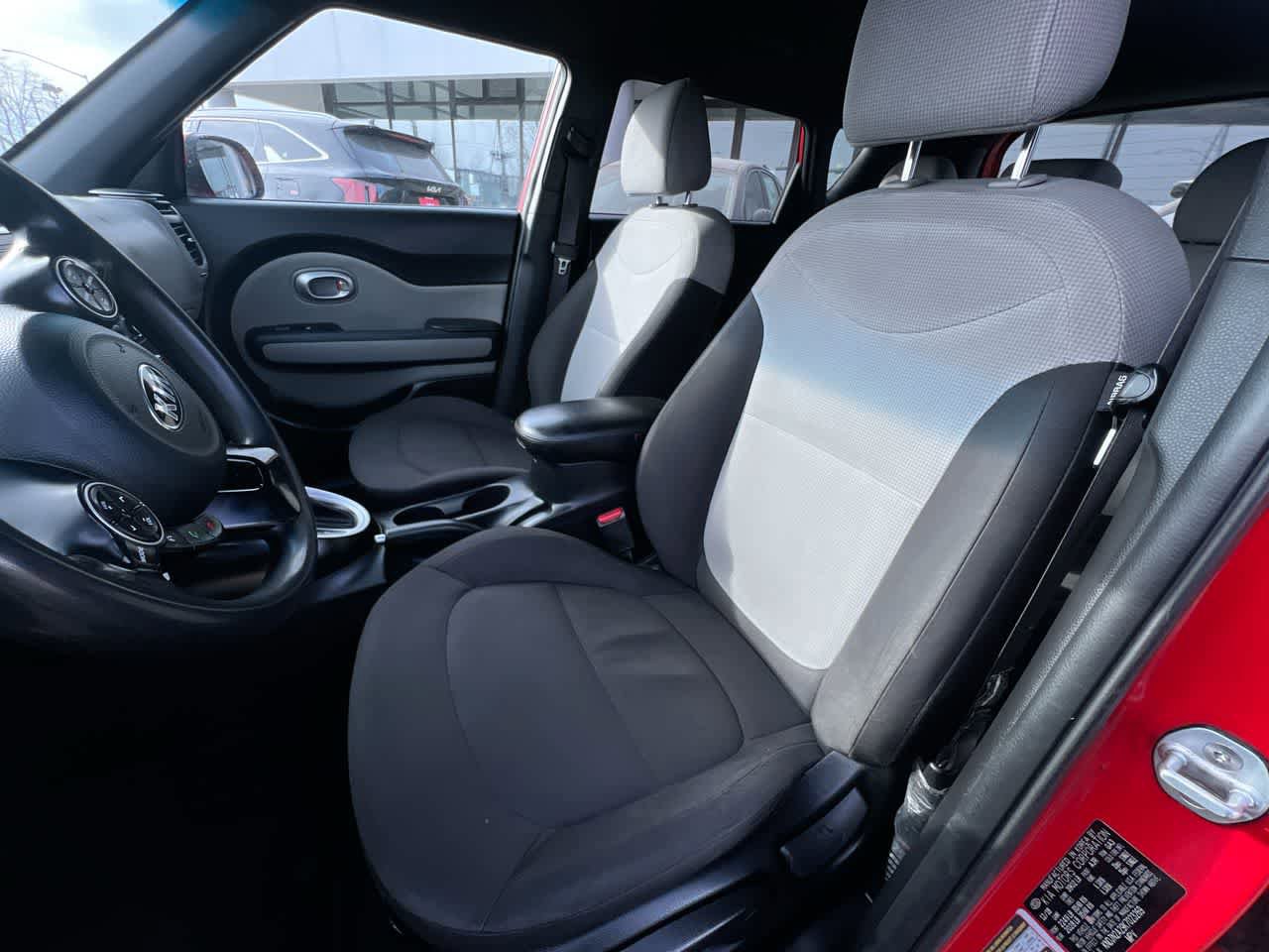 Used 2019 Kia Soul image 11