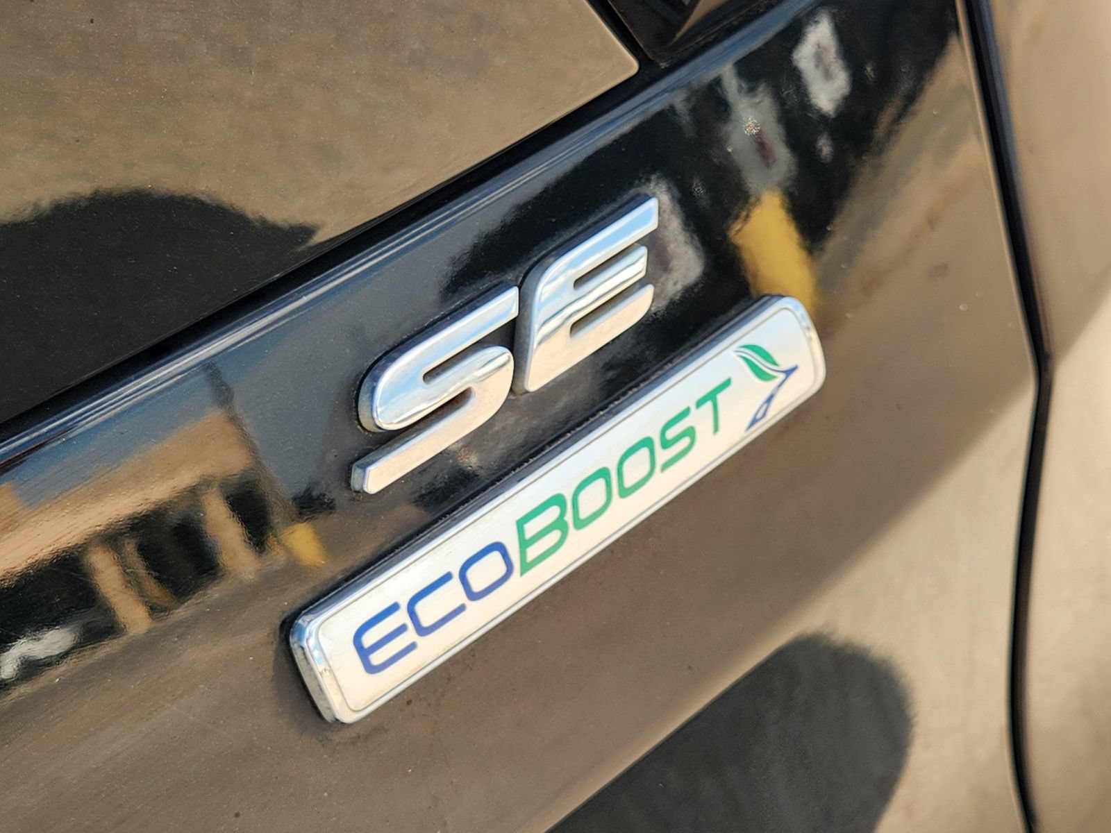 Used 2019 Ford Escape SE FWD image 13