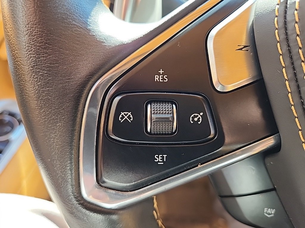 Used 2020 Chevrolet Corvette Stingray Premium Cpe w/ 3LT Preferred Equipment Group image 31