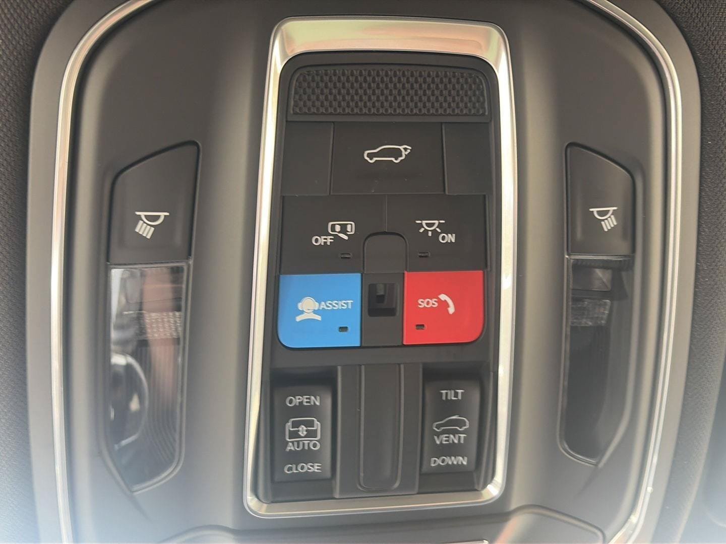 New 2026 Jeep Grand Cherokee Laredo X AWD/4WD image 28