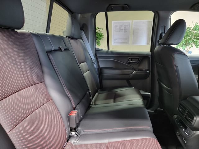 Certified 2024 Honda Ridgeline Black Edition image 15