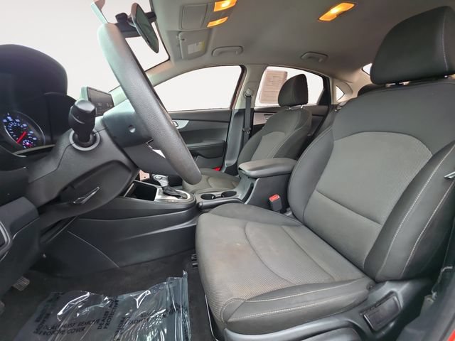Used 2023 Kia Forte LXS FWD image 9
