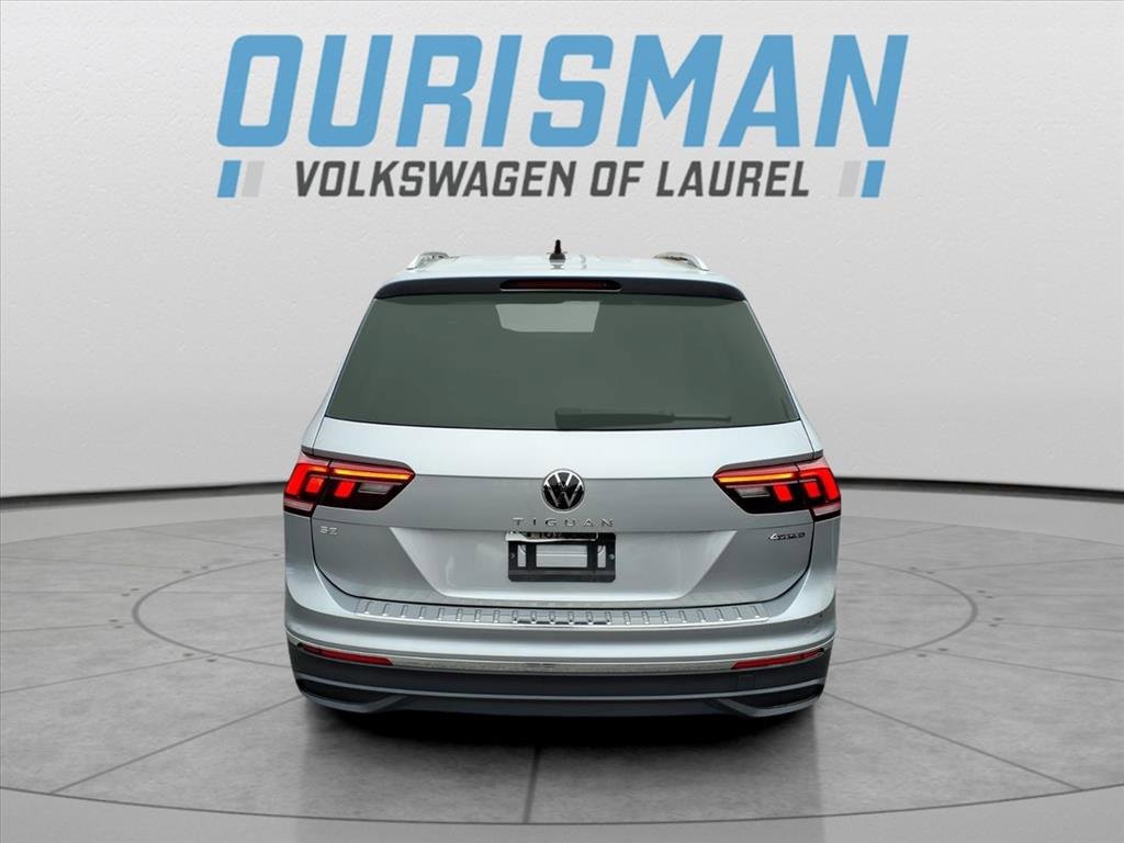 Used 2023 Volkswagen Tiguan SE image 4