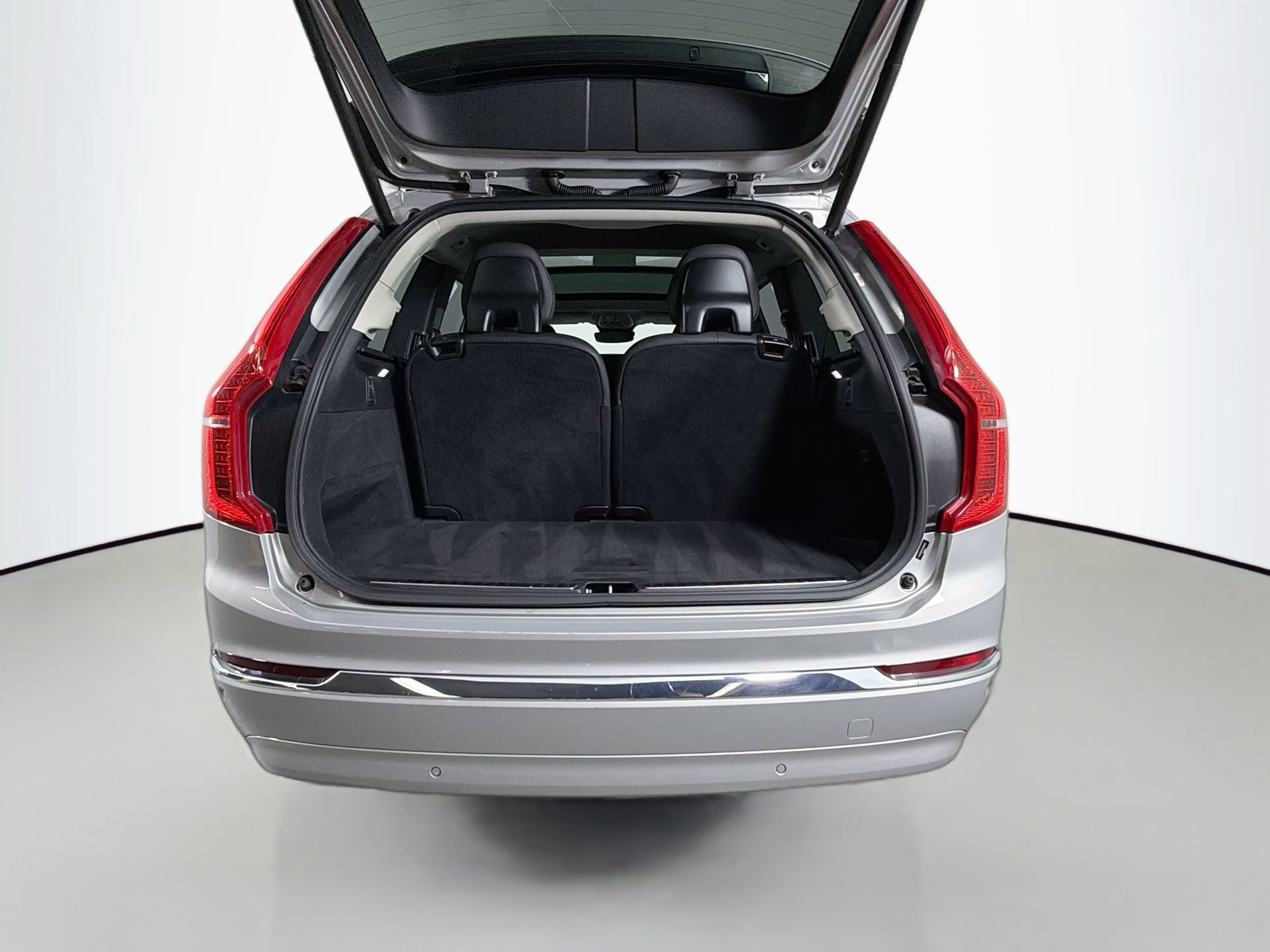Used 2024 Volvo XC90 B6 Plus AWD/4WD image 27
