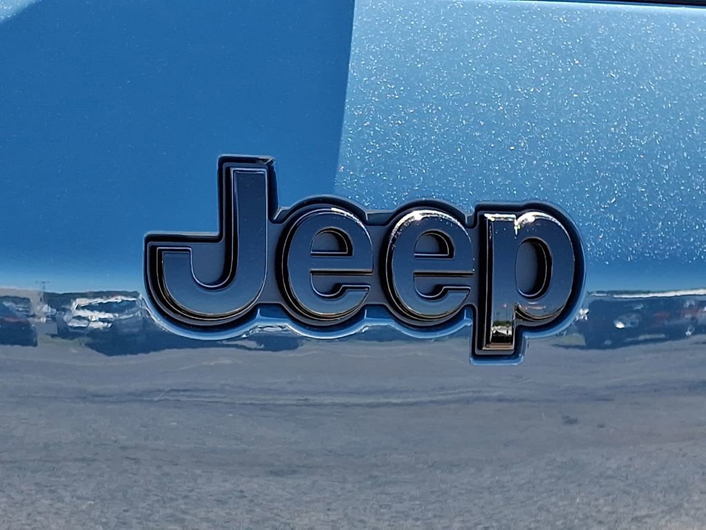 New 2026 Jeep Grand Cherokee L Summit AWD/4WD image 21