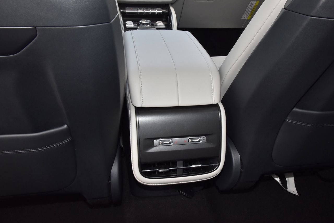 New 2026 Lincoln Nautilus Premier w/ Equipment Group 102A AWD/4WD image 18
