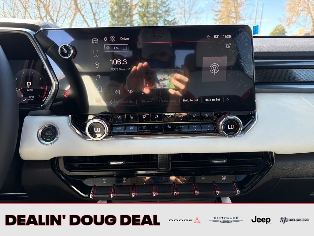 Used 2024 GMC Canyon AT4X image 27