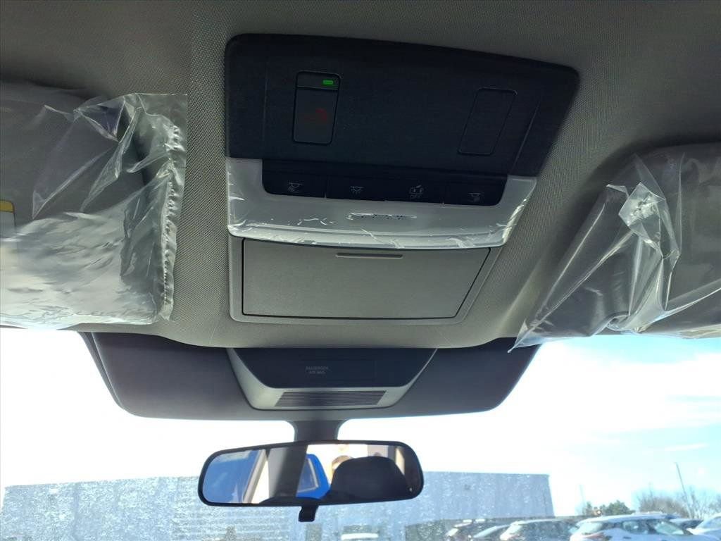 New 2025 Nissan Pathfinder SV image 24