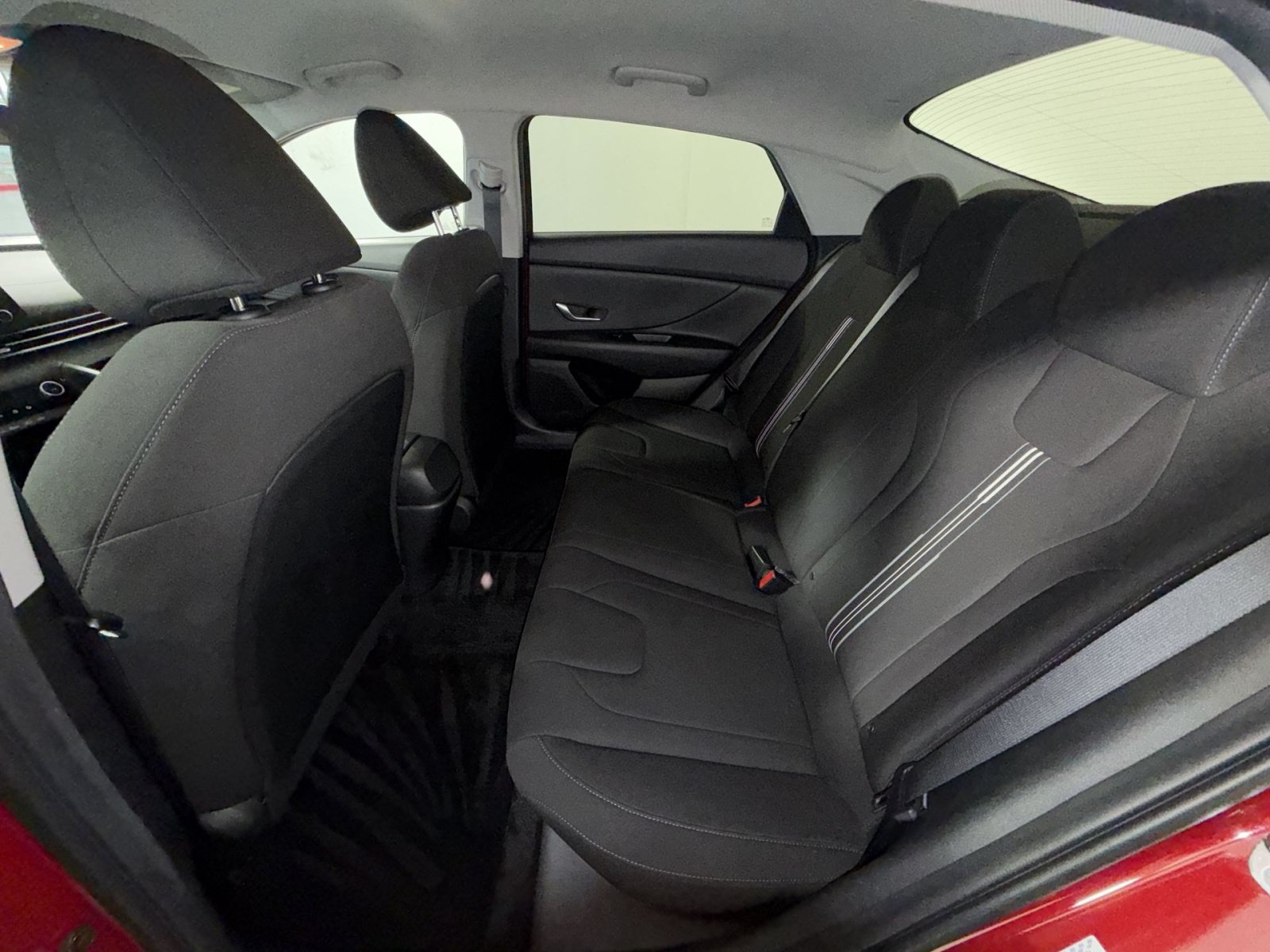 Used 2023 Hyundai Elantra SEL w/ Cargo Package FWD image 23