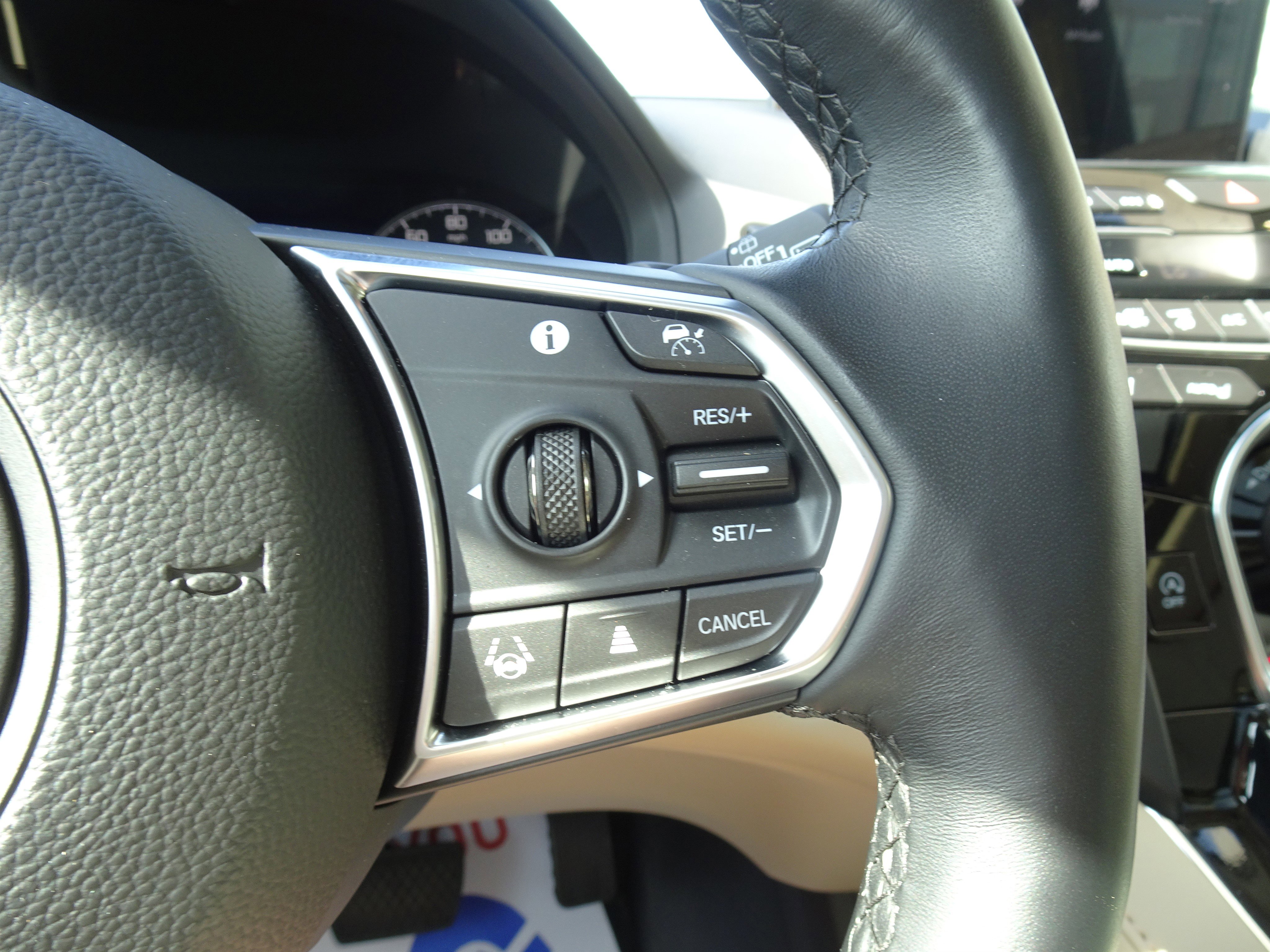 Used 2023 Acura RDX AWD image 23