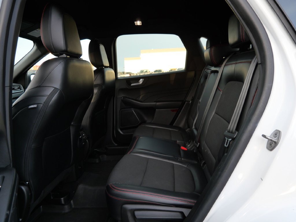 Certified 2023 Ford Escape ST-Line w/ Tech Pack #1 AWD/4WD image 16