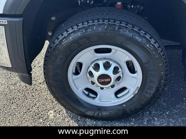 Used 2024 GMC Sierra 2500 Pro w/ Convenience Package image 11