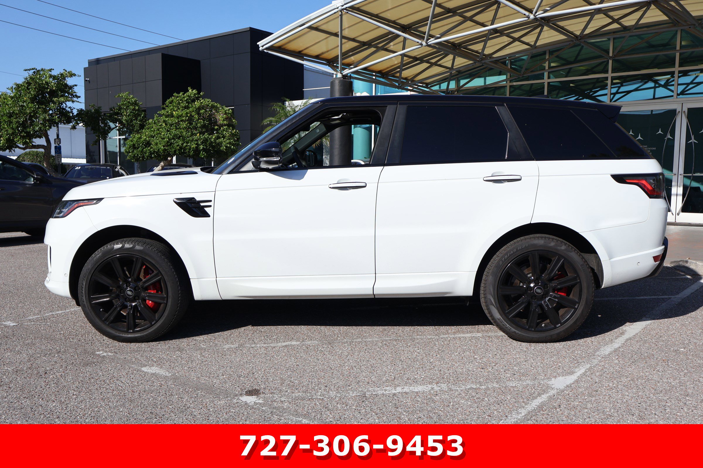 Used 2021 Land Rover Range Rover Sport HST image 6