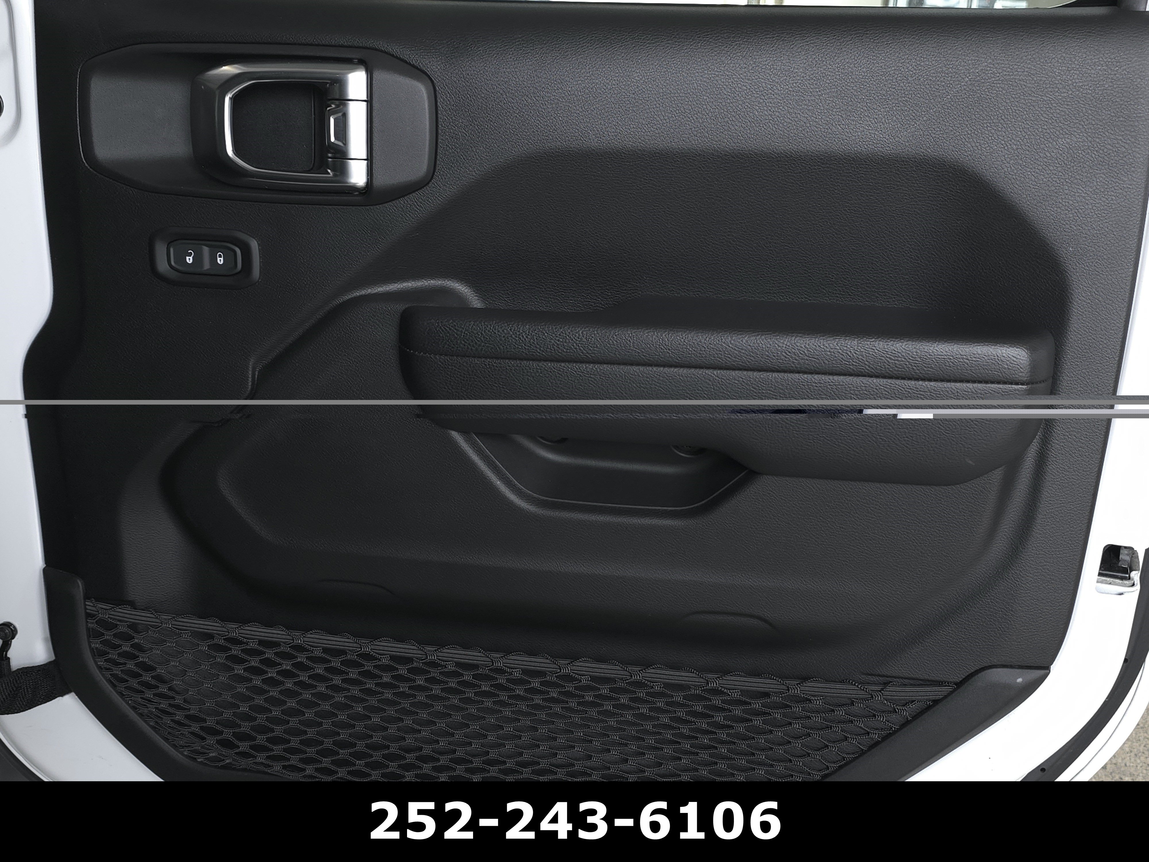 Used 2023 Jeep Wrangler Unlimited Sport AWD/4WD image 35