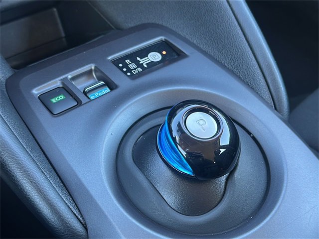 Used 2024 Nissan Leaf S image 28