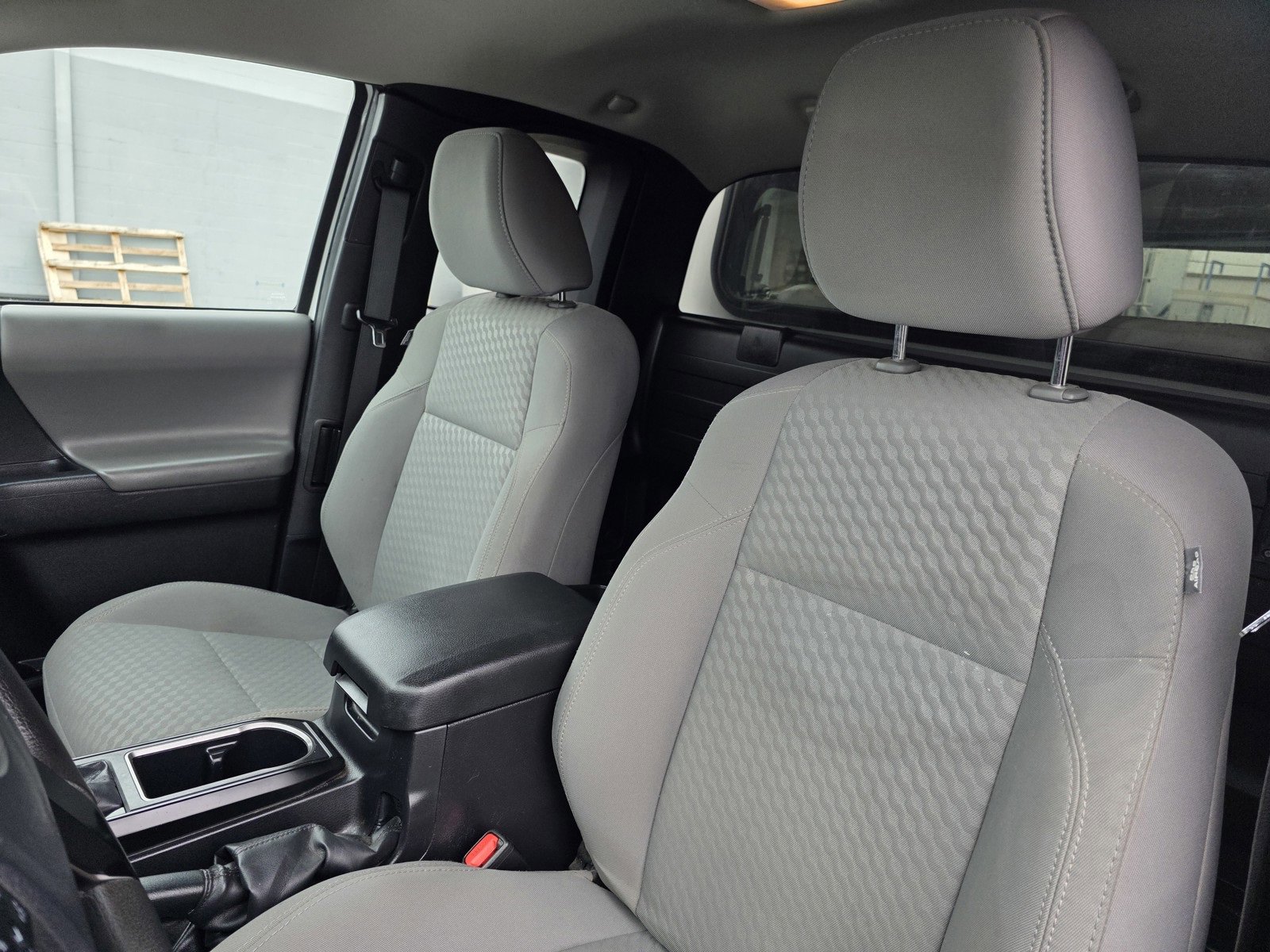 Used 2023 Toyota Tacoma SR image 4