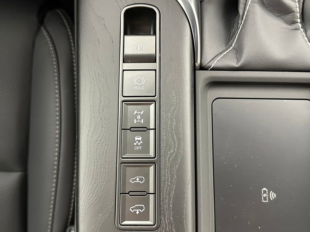 New 2026 Lexus LX 600 4WD w/ Interior Upgrade Package image 28