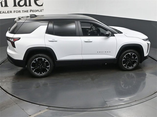 New 2026 Chevrolet Equinox LT w/ Convenience Package II image 17