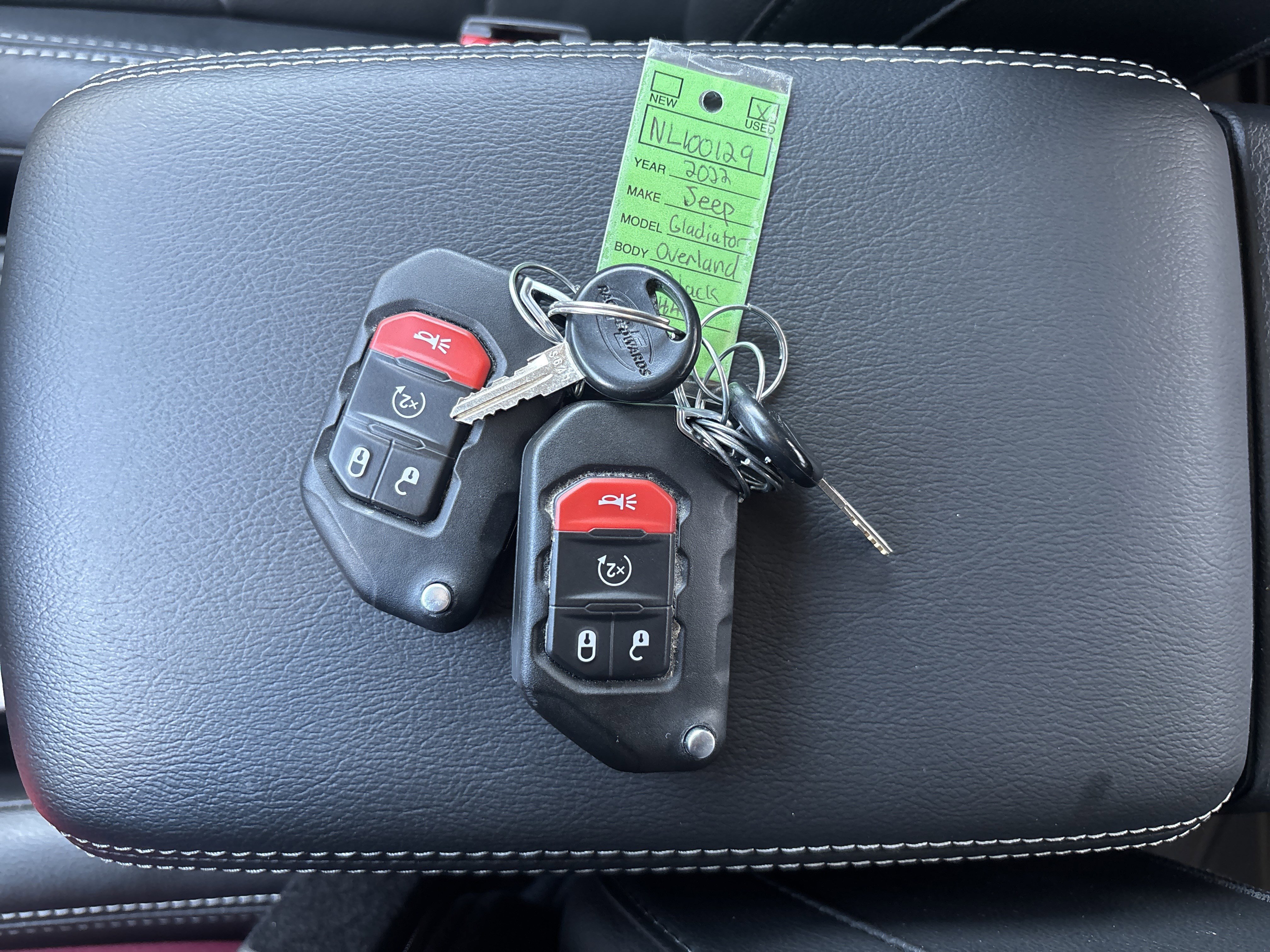 Used 2022 Jeep Gladiator Overland w/ Popular Equipment Package image 21