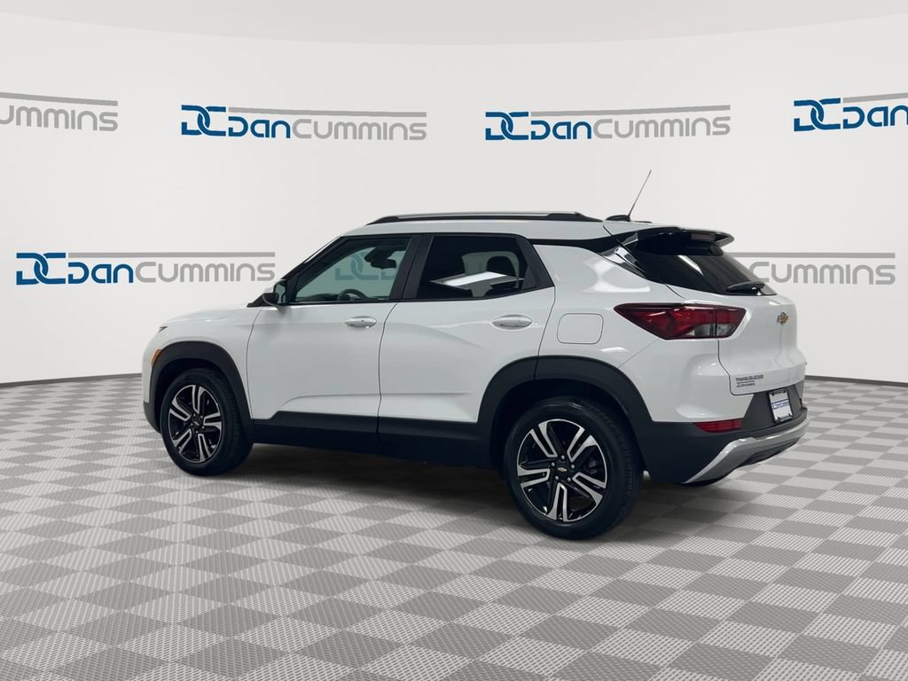 Used 2023 Chevrolet TrailBlazer LT FWD image 6