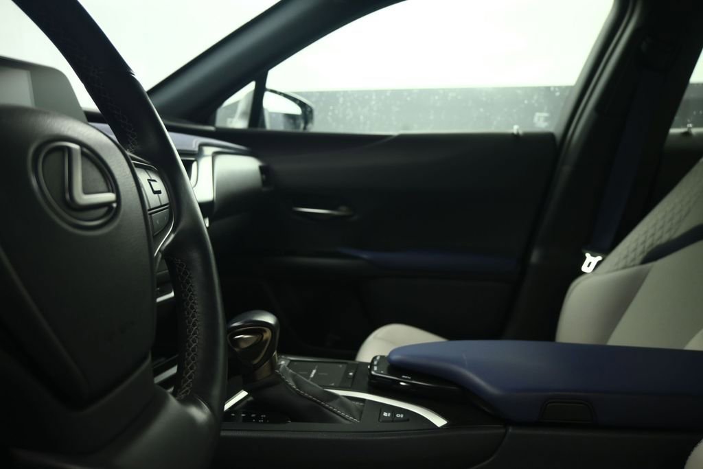 Used 2021 Lexus UX 250h w/ Premium Package AWD/4WD image 58