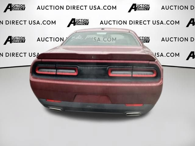 Used 2019 Dodge Challenger SXT RWD image 11