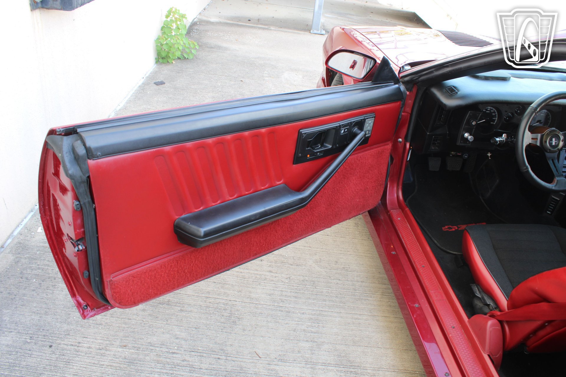 Used 1989 Chevrolet Camaro RS RWD image 17