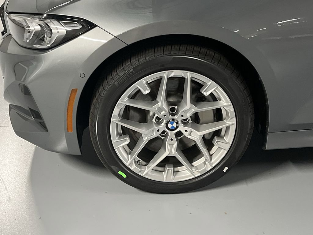 New 2025 BMW 330i xDrive Sedan w/ Convenience Package image 10