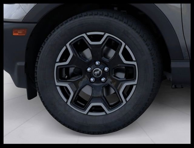 Used 2026 Ford Bronco Sport Outer Banks w/ Outer Banks Tech Package+ AWD/4WD image 14