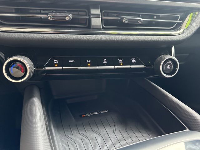 New 2025 Chevrolet Equinox EV RS image 26