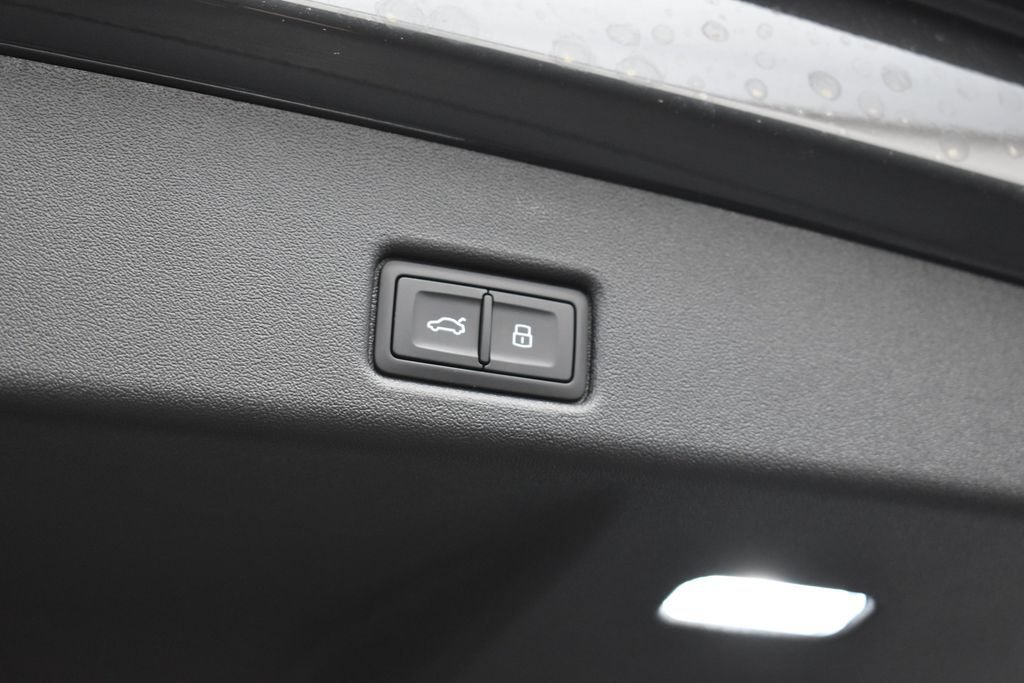 New 2026 Audi Q5 Premium w/ Convenience Package AWD/4WD image 21