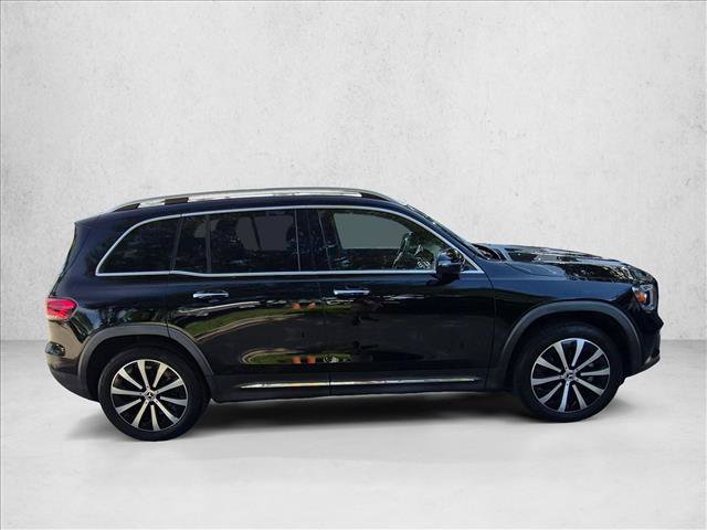 Used 2022 Mercedes-Benz GLB 250 image 4