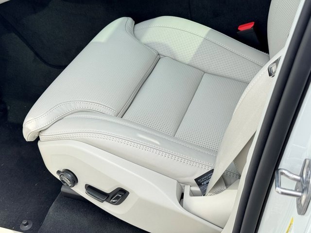 New 2026 Volvo XC90 T8 Ultra image 20