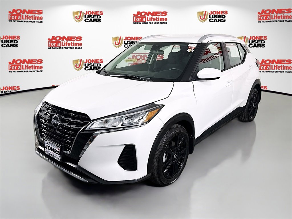 Certified 2024 Nissan Kicks SV image 12