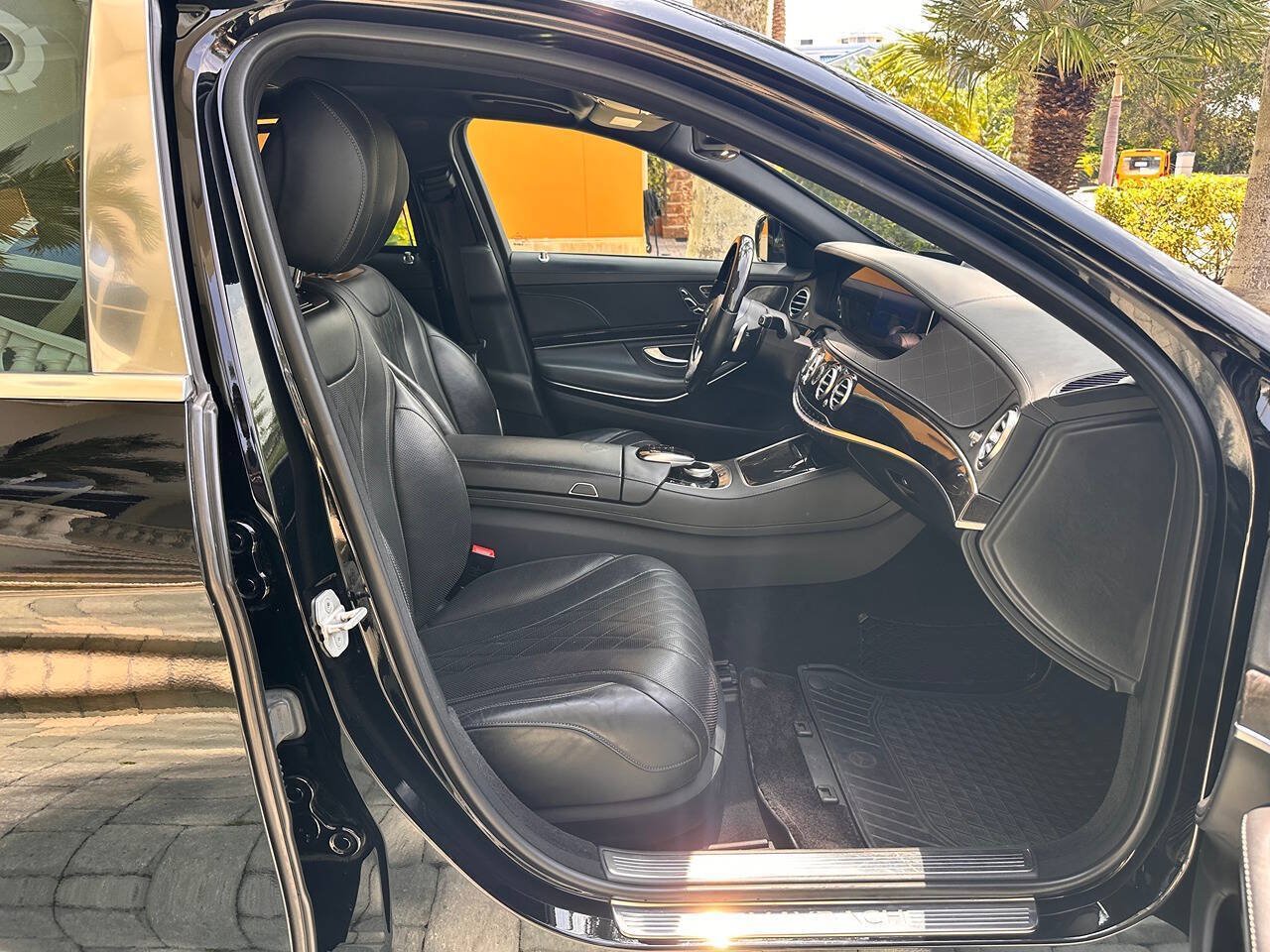 Used 2018 Mercedes-Benz Maybach S 560 4MATIC image 23