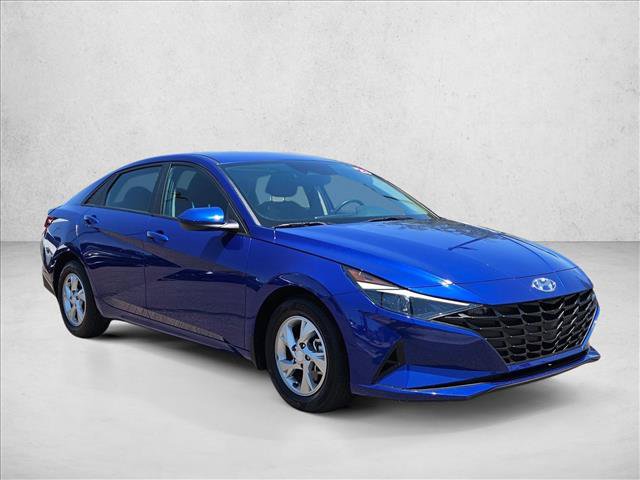 Used 2023 Hyundai Elantra SE w/ Preferred Accessory Package FWD video 3
