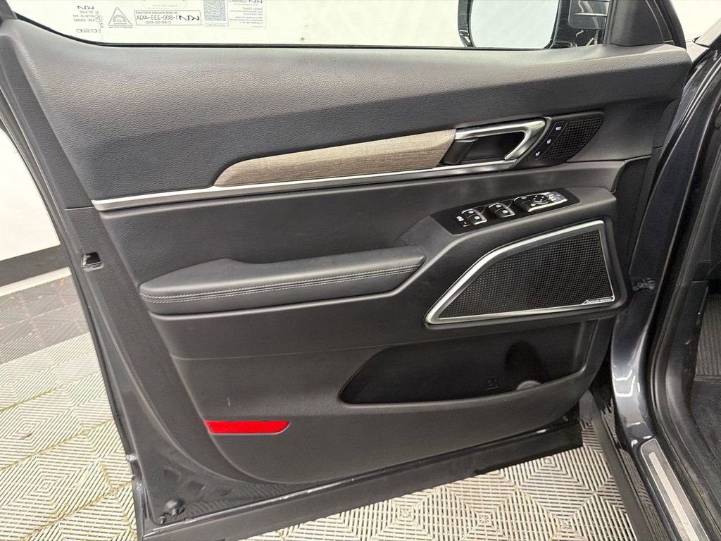 Used 2022 Kia Telluride SX FWD image 11