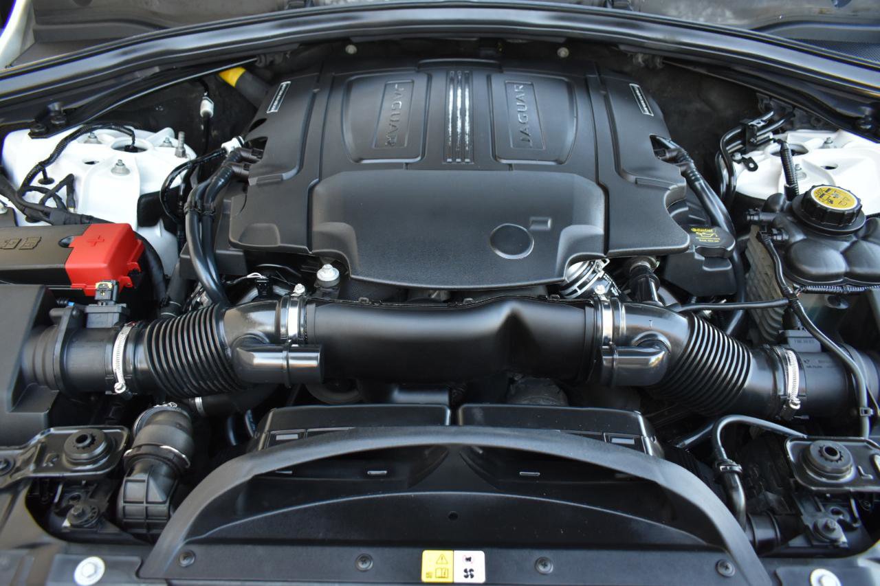 Used 2018 Jaguar F-PACE S AWD/4WD image 51