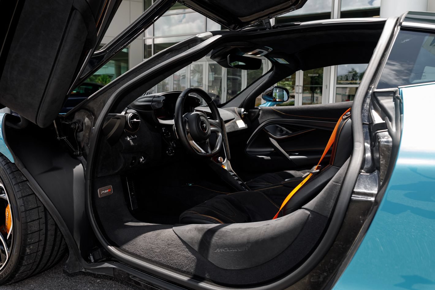 Used 2025 McLaren 750S RWD image 56