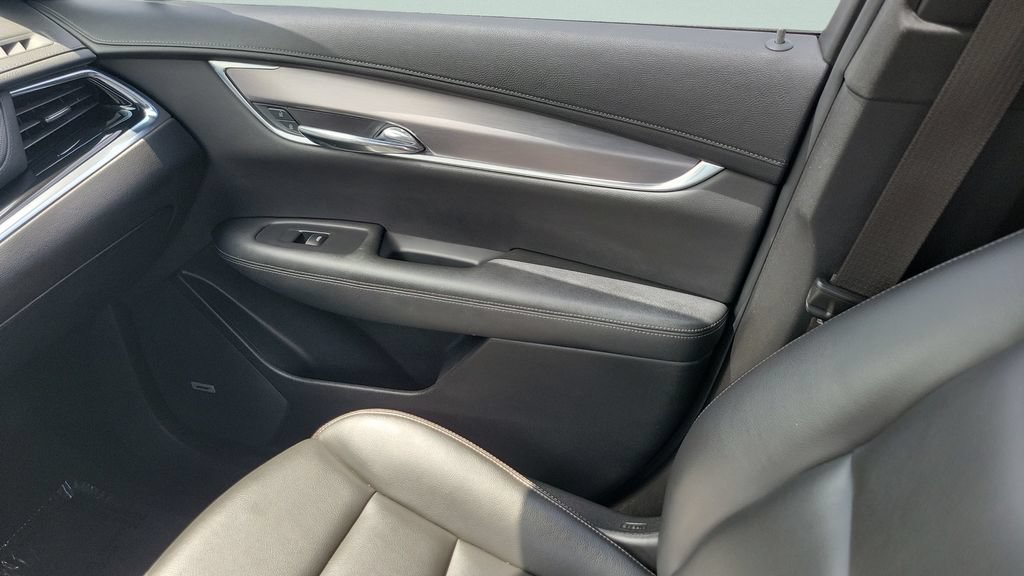 Used 2021 Cadillac XT6 Luxury FWD image 13