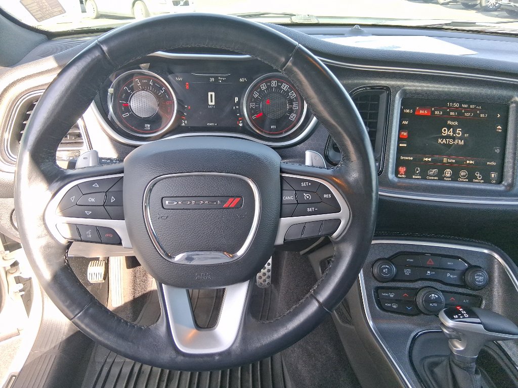 Used 2016 Dodge Challenger R/T Plus image 9